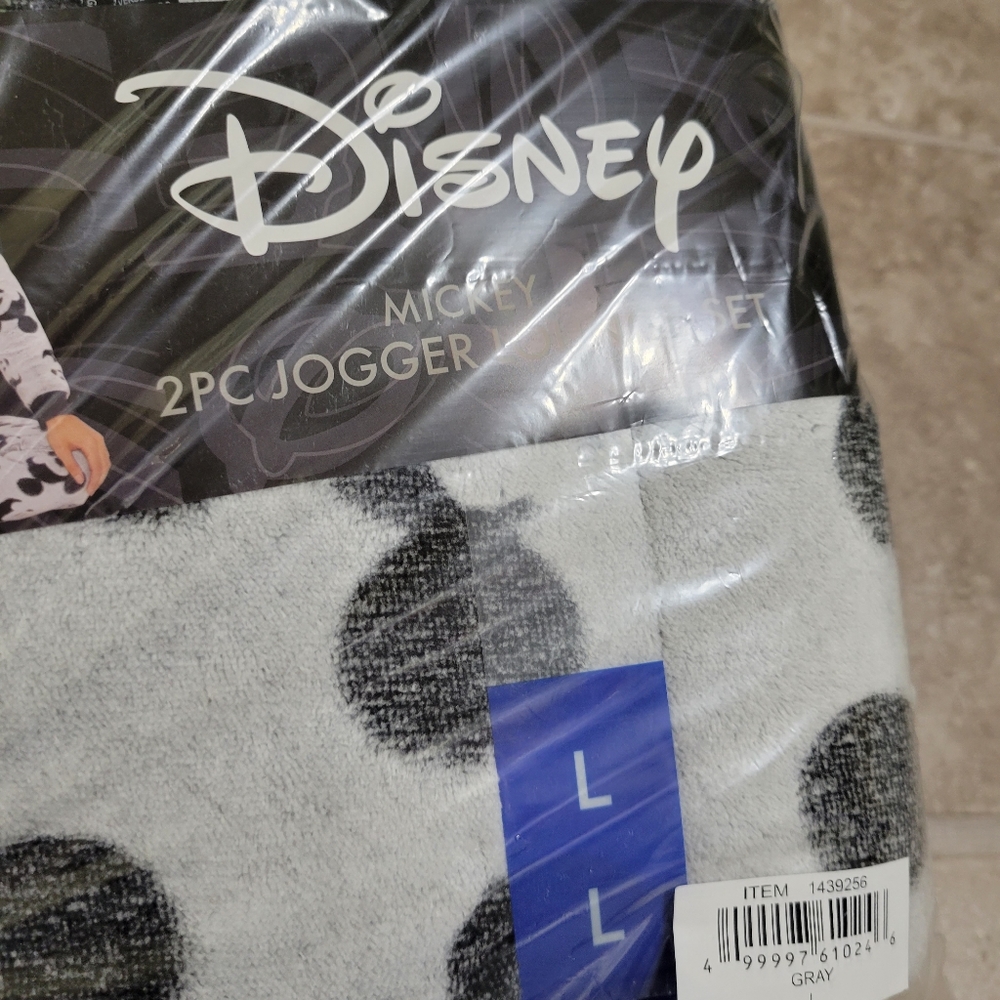 Mickey Mouse PJ Set 2 Piece Disneyland XXL Warm - Picture 9 of 10